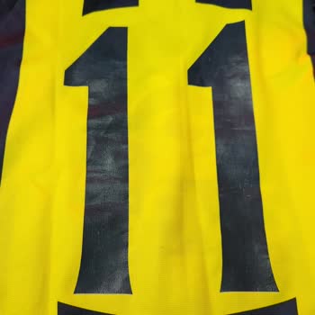 Falsches Trikot erhalten und keine Erreichbarkeit bei Halley Wear