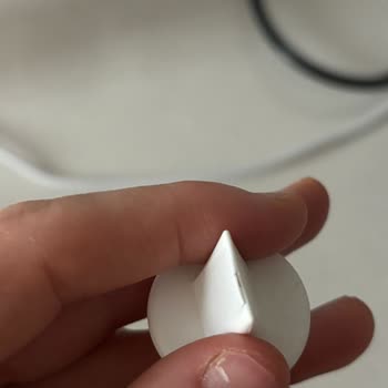 Lansinoh Süt Pompasının Valf Kalitesi Sorunu Sürekli Değişim Gerektiriyor