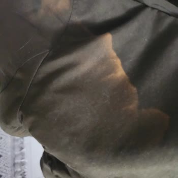 BİM'den Kireç Sökücü Nedeniyle Mavi Jeans Çantası Ve Kıyafeti Zarar Görmesi