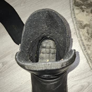 Botun Topuk Parçası Ayrıldı Ve İç Kısmı Çöktü: Tamir Sürecindeki Eksiklik Ve İade Talebi