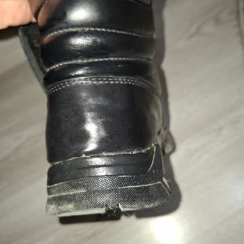 Botun Topuk Parçası Ayrıldı Ve İç Kısmı Çöktü: Tamir Sürecindeki Eksiklik Ve İade Talebi