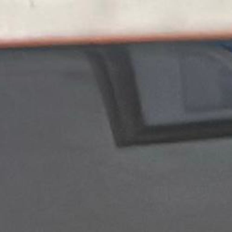 Yeni Alınan Iphone 17 Pro Max'ta Çentik Ve Servis Yetersizliği