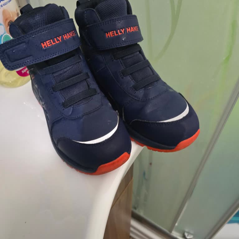 Boyner Helly Hansen Çocuk Botu Su Geçirmiyor: Garanti Süreci Uzuyor!