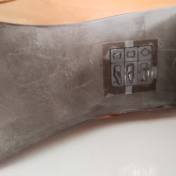 Adil Işık Group Yanlış Ve Kirli Çizme Gönderimi, Garantili Değişim Talebi