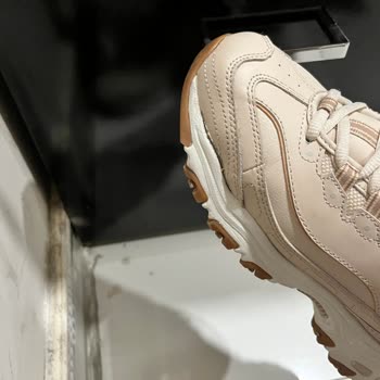 Skechers D’lites Modelinde Yan Açılma Ve Su Geçirme Problemi