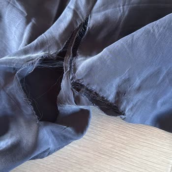 Kalitesiz Pantolon İç Bacak Yırtıldı, Garanti Reddi Ve 2500 TL İade Talebi