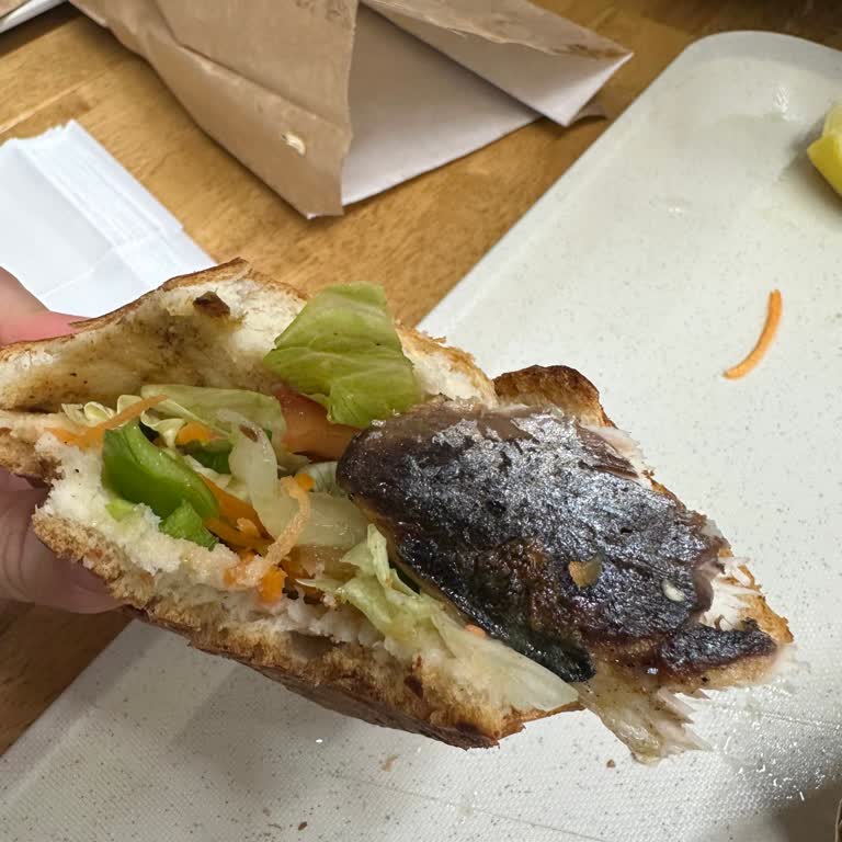 Balık Ekmekte Küçük Gramaj Ve Ücret Dengesizliği