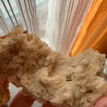 File Market Baget Ekmeğinde Saç Görüldü