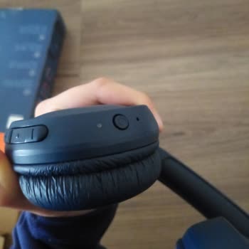 JBL Kulaklıkta Açma Kapama Tuşunun İçeri Göçmesi Ve Garanti Değişim Talebi