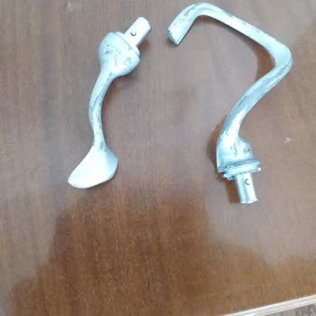 Boya Dökülen Uçlar Sağlık Tehlikesi Yaratıyor Ücretsiz Değişim İstiyorum