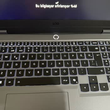 Medi Mark Mağazasında Servis Kaydı Sorunu Ve Laptop Aşırı Isınma İle Klavye Aydınlatması Problemi Nedeniyle İade Talebinin Reddedilmesi