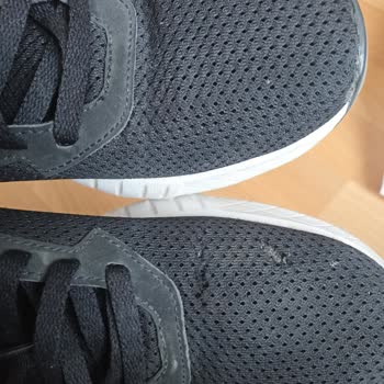 Az Kullanıma Rağmen Reebok Ayakkabısının Fileleri Yırtıldı Değişim Talebi Reddedildi