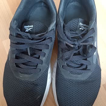 Az Kullanıma Rağmen Reebok Ayakkabısının Fileleri Yırtıldı Değişim Talebi Reddedildi