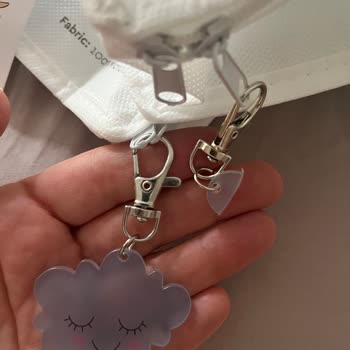 Kırık Bulut Şeklindeki Anahtarlık İçin Hızlı Değişim Talebi