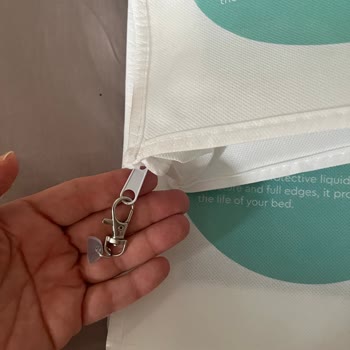 Kırık Bulut Şeklindeki Anahtarlık İçin Hızlı Değişim Talebi