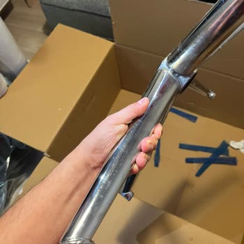 Renk Uyuşmazlığı Ve Hasarlı Ayaklı Koltuk İçin Satıcı Değişim Reddetti