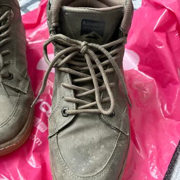 Kısa Sürede Çatlayan Ayakkabı İçin Garanti Reddedildi