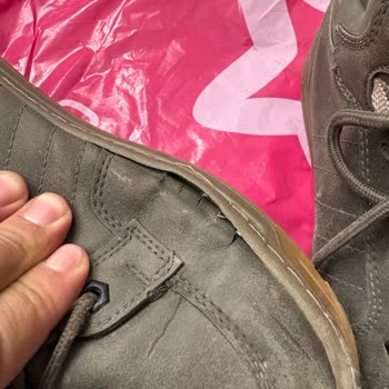 Kısa Sürede Çatlayan Ayakkabı İçin Garanti Reddedildi