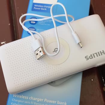 Kipa AVM'den Aldığım Powerbank'in Şarj Kablosu Ezik Çıktı Değişim Talebim Reddedildi