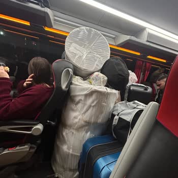 Otobüs Gecikmesi Ve Aşırı Eşya Yüklemesi Yolculuk Güvenliğini Tehlikeye Attı