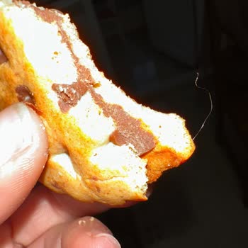 A101 Xroll Ürününün İçinde Yabancı Madde Çıktı: Hijyen Ve Müşteri Hizmetleri Sorunu