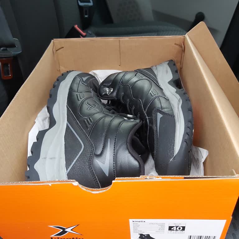 Kısa Sürede Deforme Olan Çocuk Ayakkabısı İçin Para İadesi Talebi ve Mağaza İhmali