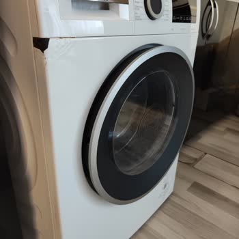 Bosch Çamaşır Makinesindeki Paslanma Sorunu İçin Ücretsiz Servis Talebi