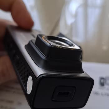 Araç Kameram Sıcaklıkta Kapanıyor, Servis Sonrası Hasarlı Şekilde Dönüyor