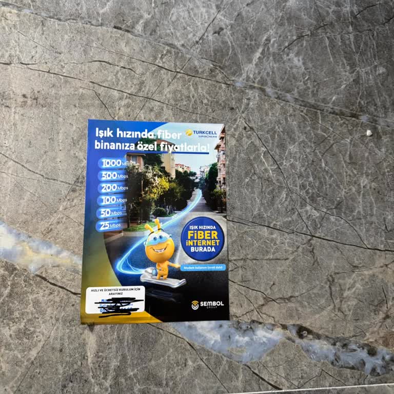 İzinsiz Turkcell Afişi Bina Girişine Yapıştırıldı, Kaldırılmasını Talep Ediyorum