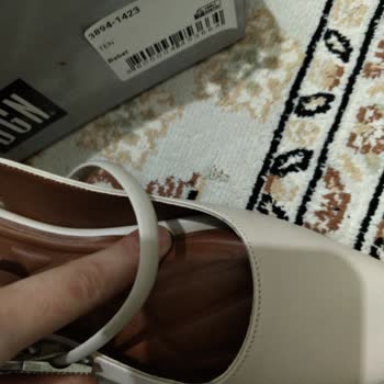 Tekrarlayan Yırtık Lastikli Ayakkabı Gönderimi Mağduriyet Yaratıyor