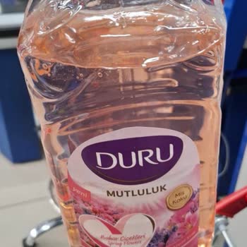 Reyondaki Etiket Fiyatı Kasa Fiyatıyla Uyuşmadı Ve Personel Saygısız Davrandı