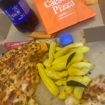 Soğuk Pizza Ve Yanmış Patatesler Nedeniyle İade Talebi