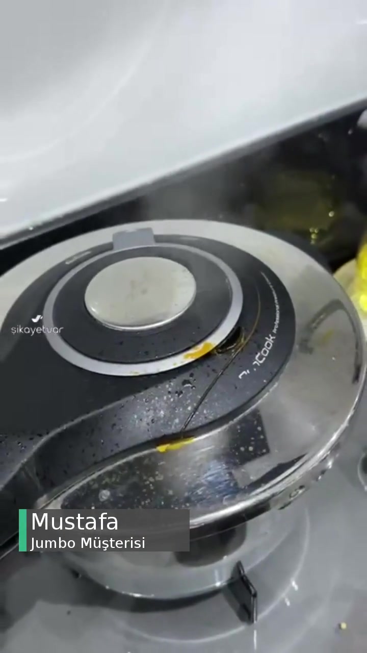 Jumbo Düdüklü Tencere Üstten Su Kaçırıyor! videonun kapak resmi