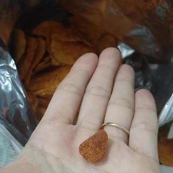 Patos Acı Cips Paketi İçinde Tanımlanamayan Yabancı Madde Çıktı