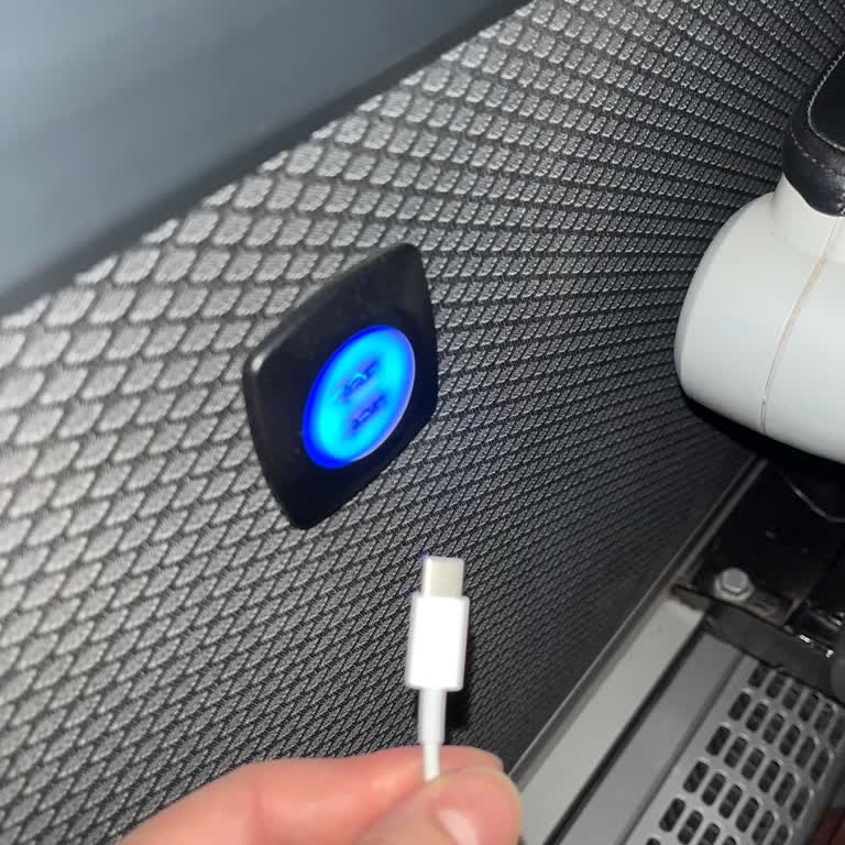 Mek Ağrı Dağı Otobüslerinde Şarj Ünitelerinin Uyumsuzluğu