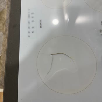 Garanti Kapsamında Olmasına Rağmen Kendi Kendine Çatlayan Siemens Ocak