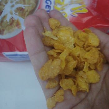 Kranky Corn Flakes’te Yanmış Ve Küçük Taneler Sorunu İade Talebi