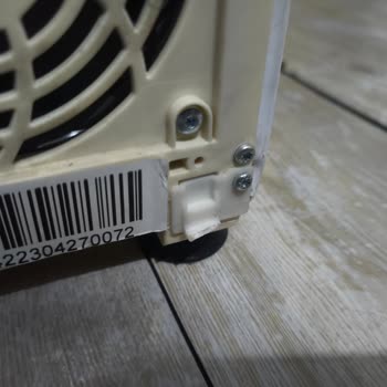 Hoover Alt Filtre Kapağı Parçası Kullanıcı Hatası Olmadan Kırıldı