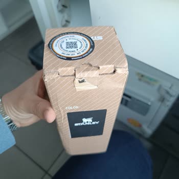 Satıcıdan Aldığım Stanley Mug Sahte Ve Açık Kutuda Gönderildi