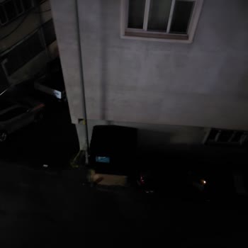 İstanbul Beyoğlu'nda Bahçeler Üstü Sokak Lambaları Yanmıyor, Güvenlik Riski Oluştu