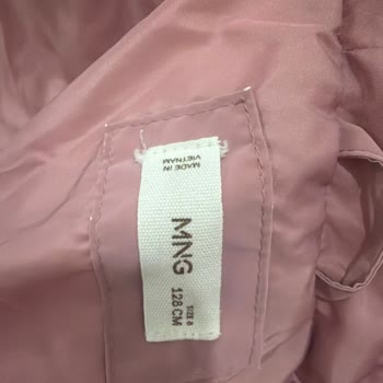 Mango Kids Çocuk Montu 1 Ayda Deri Soyulmuş, Değişim İstiyorum