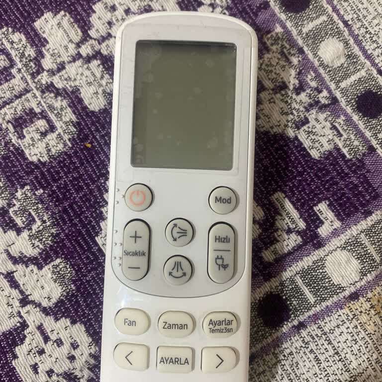 Kumanda Ekranı Sebebsiz Bozuldu, Klimamı Kullanamıyorum