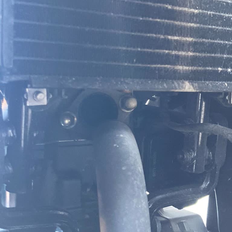 CFMOTO 250SR Egzoz Parçası İçin 1,5 Yıllık Bekleme Ve Servis Yetkisizliği