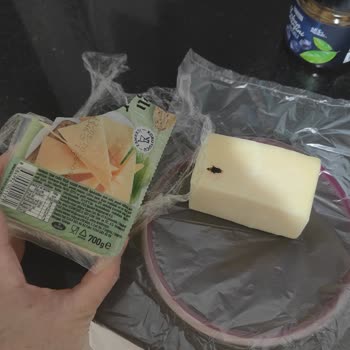 Böcekli Kaşar Peyniri İçin Gıda Güvenliği İhlali Ve Ücret İadesi Talebi