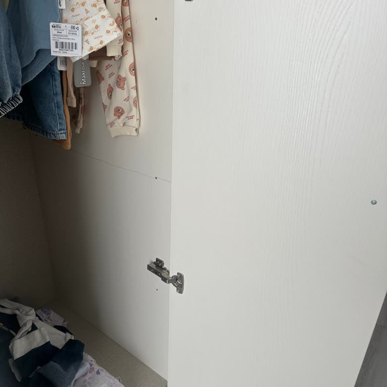 Kırık Gardırop Değişimi İçin 7 Aylık Gecikme Ve Cevapsızlık