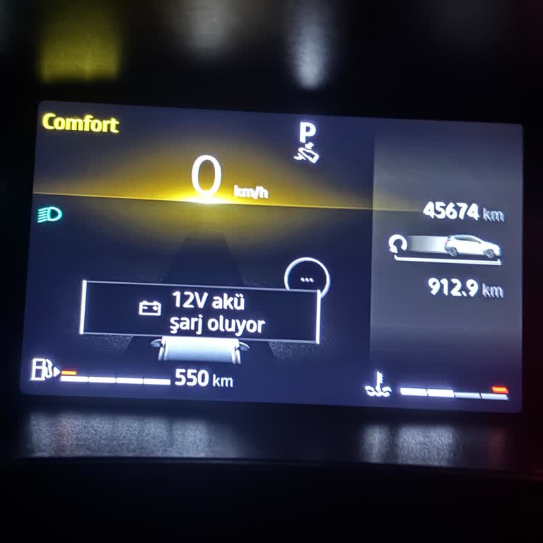 Renault Clio Alpine’da Sürekli Akü Şarj Uyarısı Güvenlik Endişesi