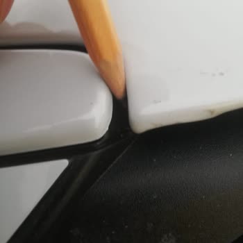 Yeni Satın Alınan Peugeot 2008'te Kaput Ayarsızlığı Ve Belgelerin Gönderilmemesi