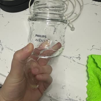 Kırılan Cam Biberonda Ücretsiz Değişim Ve Güvenlik Talebi