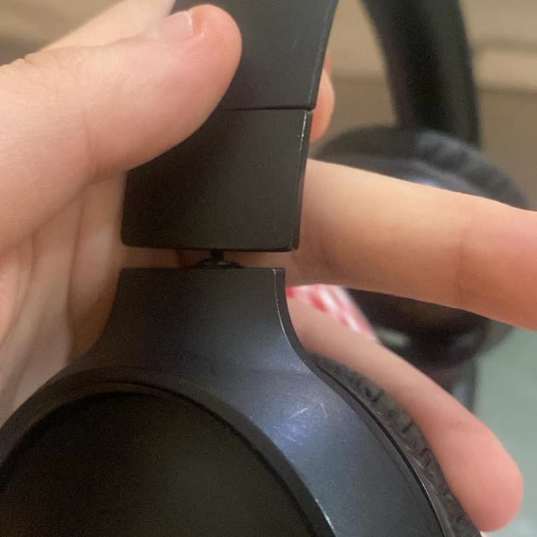 JBL Kulaklıkta Kulak Kısmının Kopması Ve Garanti Kapsamında Ücretsiz Onarım Talebi