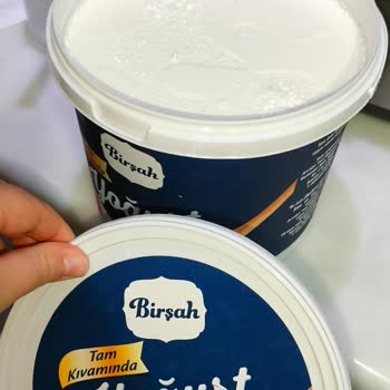 Yoğurtta Kıl Görüldü, Sağlık Endişesi Ve Ücret İadesi Talebi